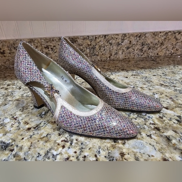Margaret Jerrold Vintage Sparkly Heels Womens Size 5.5 Made In Spain - Picture 1 of 10